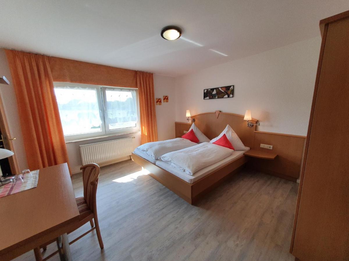 Gaestehaus Ermen Kamp-Lintfort Buitenkant foto