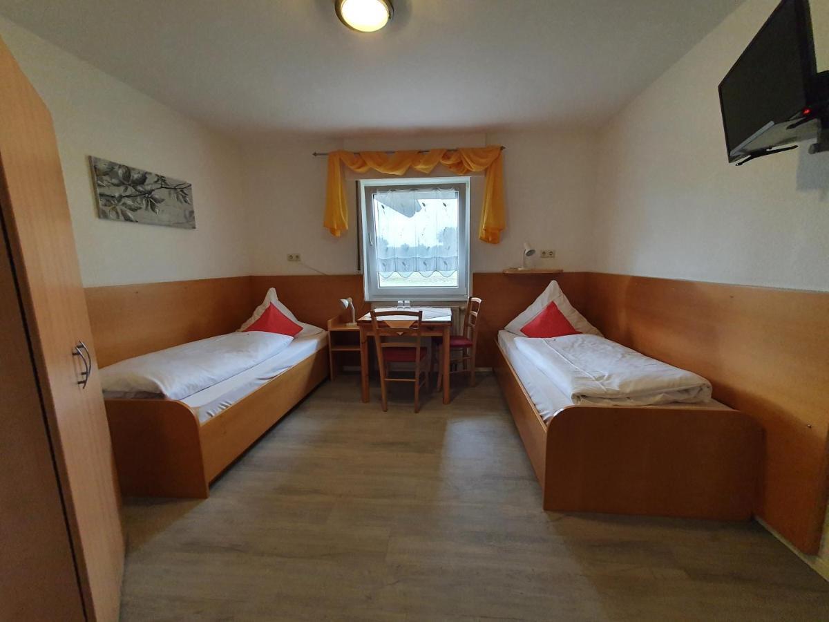 Gaestehaus Ermen Kamp-Lintfort Buitenkant foto